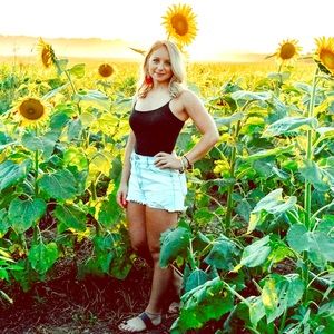 Meet Your Posher Rachel